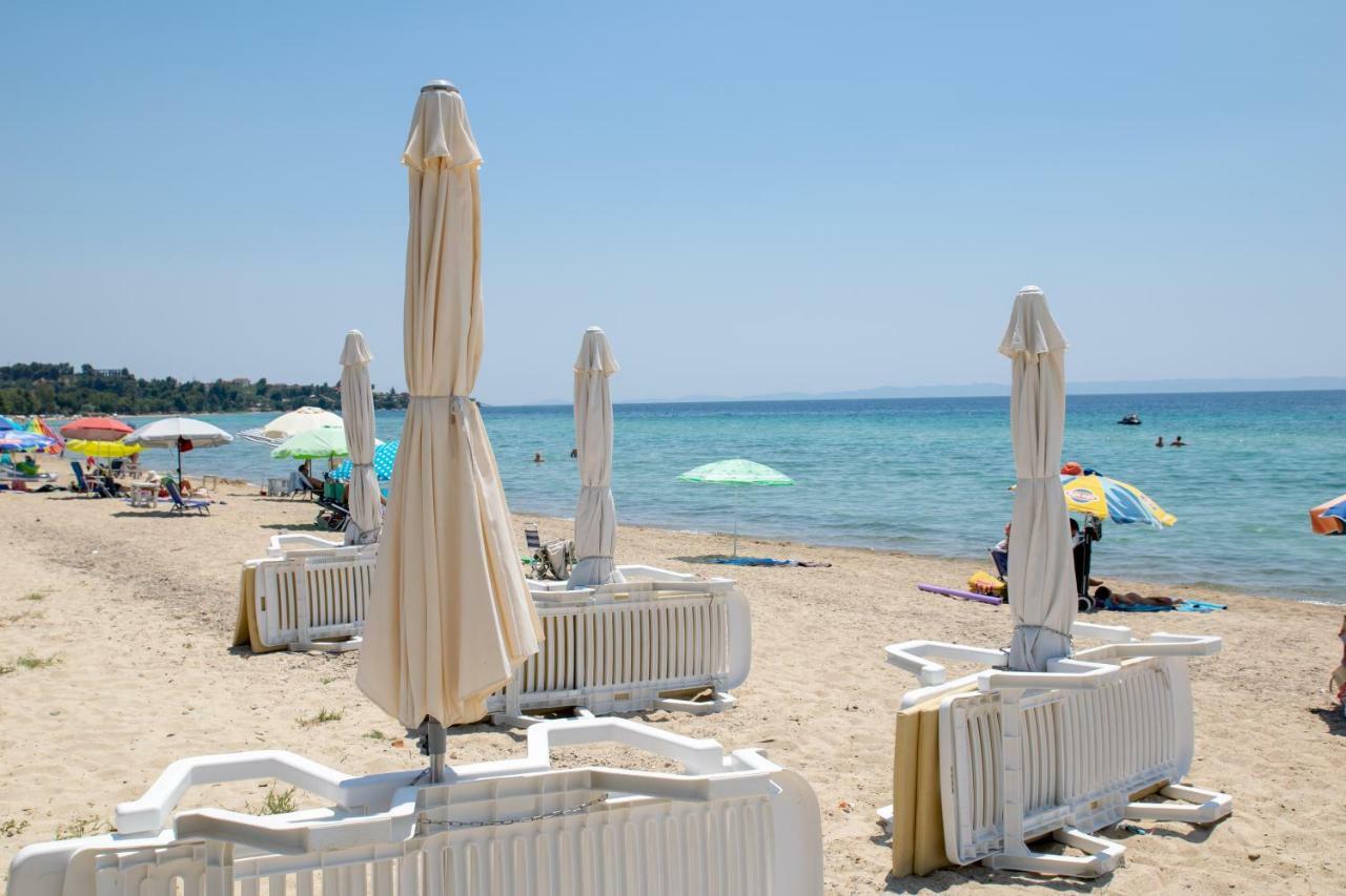 Alexger Beach Front Deluxe House Nikiti  Exterior foto